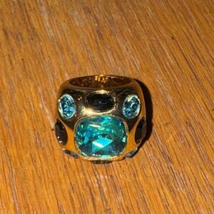 Elegant Gold and Blue Gemstone Ring